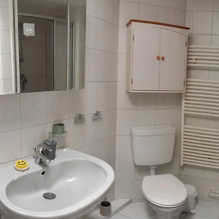 Am Wanderweg Zum Königsstuhl Unter Reet *