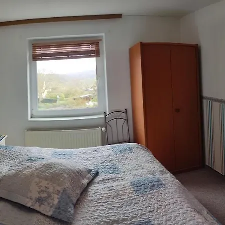 Am Wanderweg Zum Koenigsstuhl Unter Reet Apartamento *