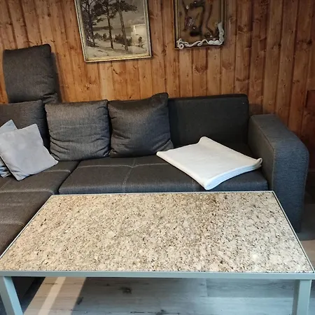 Apartment Am Wanderweg Zum Königsstuhl Unter Reet *