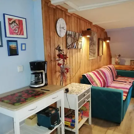 Am Wanderweg Zum Koenigsstuhl Unter Reet