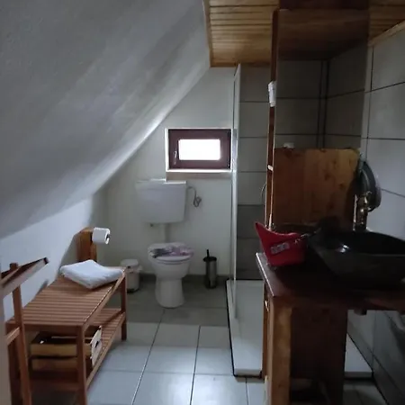 Am Wanderweg Zum Königsstuhl Unter Reet Apartment