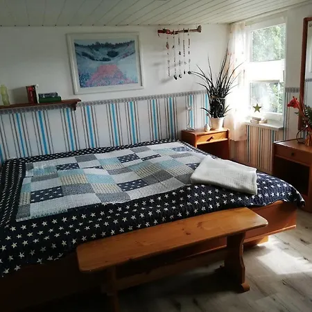 Am Wanderweg Zum Koenigsstuhl Unter Reet