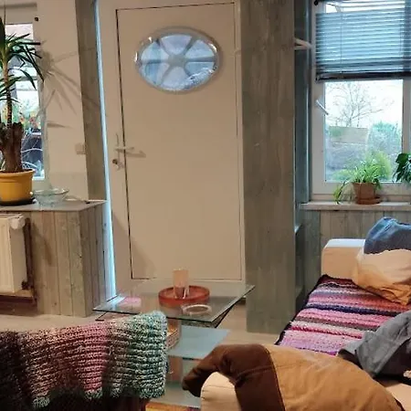 Am Wanderweg Zum Koenigsstuhl Unter Reet *