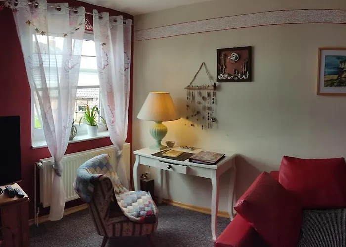 Am Wanderweg Zum Koenigsstuhl Unter Reet Apartmán *